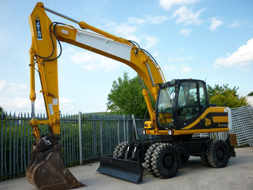 JCB Large Excavator JS160W Wheel