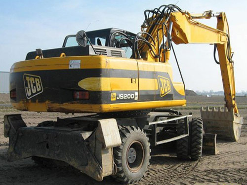 JCB Large Excavator JS200W Wheel