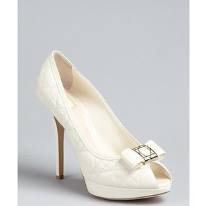 Christian Dior Off White Cannage Leather Patent Bow Peep Toe Pumps - Women's Platform Pumps | Platformebi | პლატფორმები